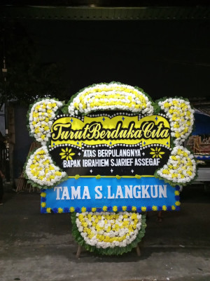 Papan Bunga Duka di Canggal